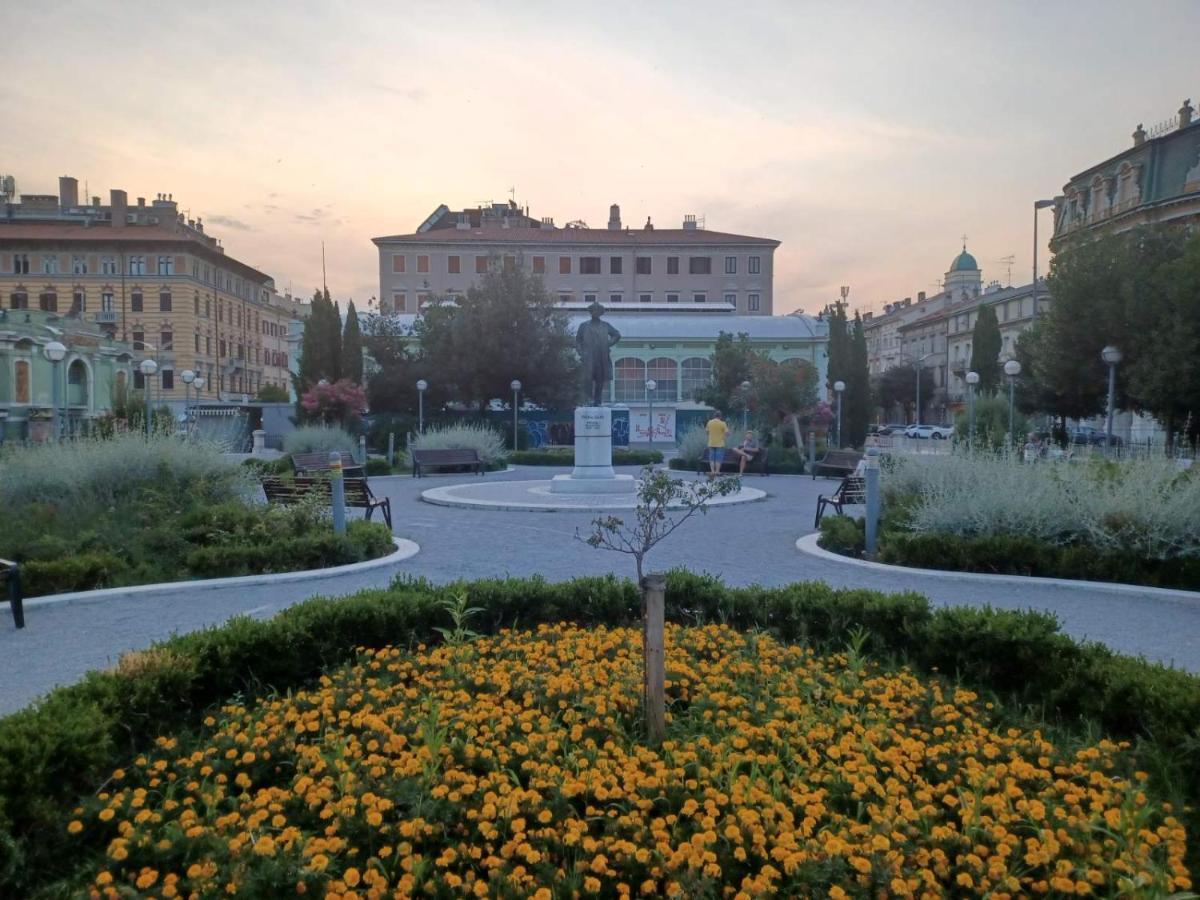 In The Centar Of Rijeka Daire Dış mekan fotoğraf