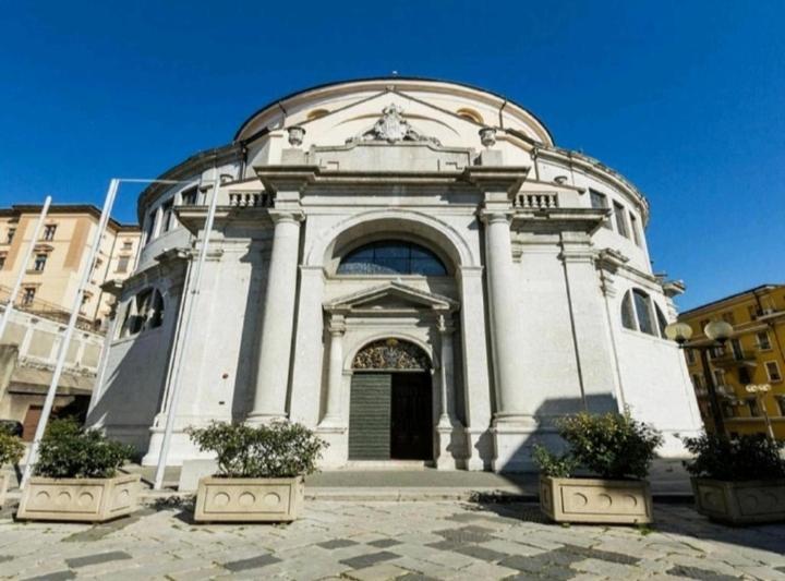 In The Centar Of Rijeka Daire Dış mekan fotoğraf