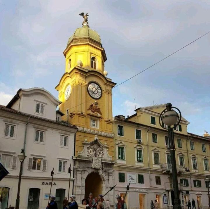 In The Centar Of Rijeka Daire Dış mekan fotoğraf